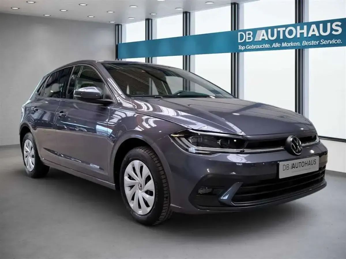 Gebraucht VW Polo Life 95 PS (69 kW) 2024 Grau Kleinwagen
