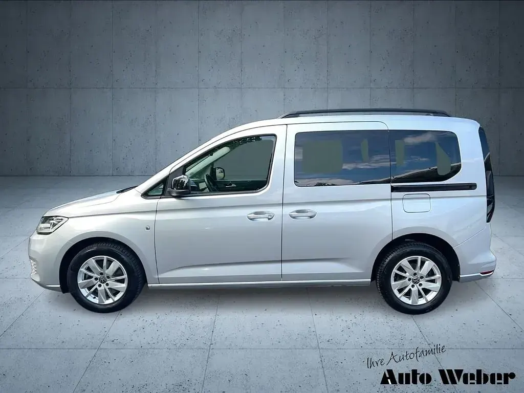 Gebraucht VW Caddy Life 122 PS (89 kW) 2022 Silber Van / Kleinbus
