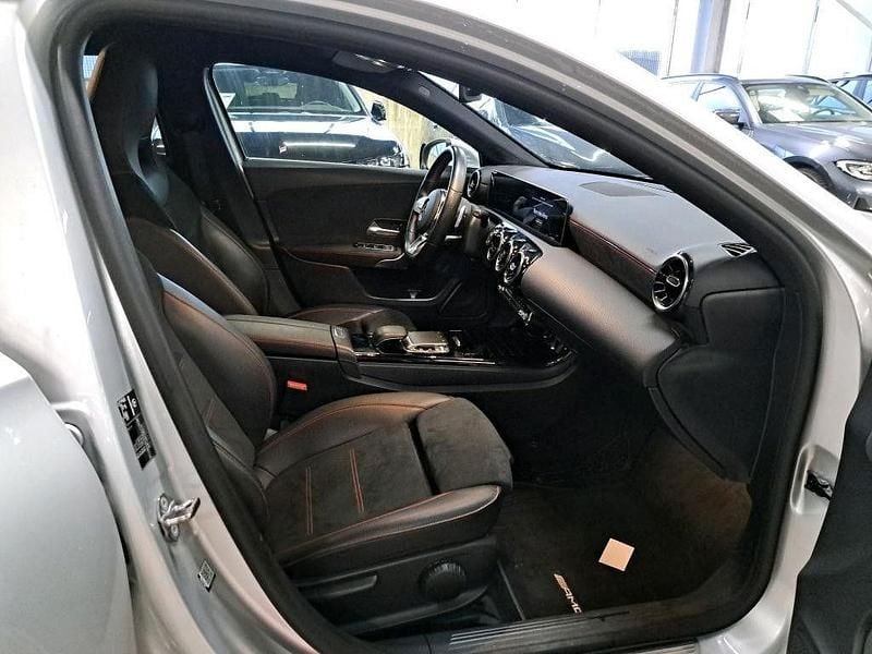 Gebraucht Mercedes A180 AMG 116 PS (85 kW) 2019 Silber Limousine