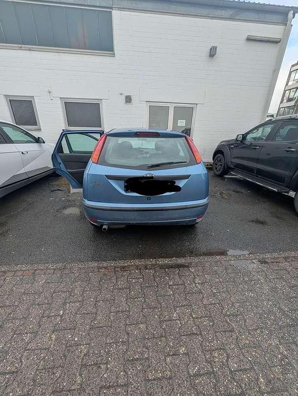 Gebraucht Ford Focus 101 PS (74 kW) 2002 Limousine