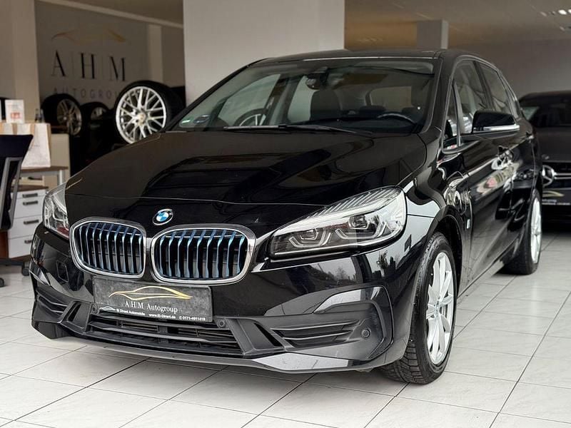 Schwarz Gebraucht 2018 BMW 225 Active Tourer Advantage Van / Kleinbus | 14.390 € (Guter Preis) - Bild 1/4