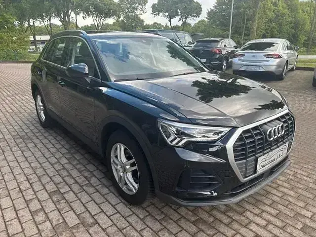 Gebraucht Audi Q3 Sport 150 PS (110 kW) 2020 Schwarz SUV