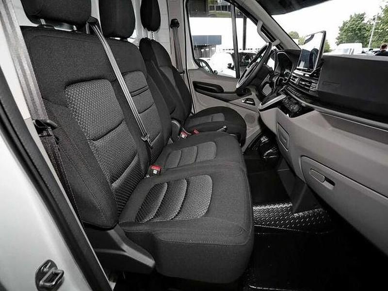 Gebraucht Maxus EV80 110 kW (150 PS) 2024 Weiss Van