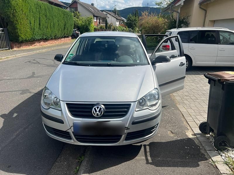 Gebraucht VW Polo 65 PS (47 kW) 2007 Silber Kleinwagen