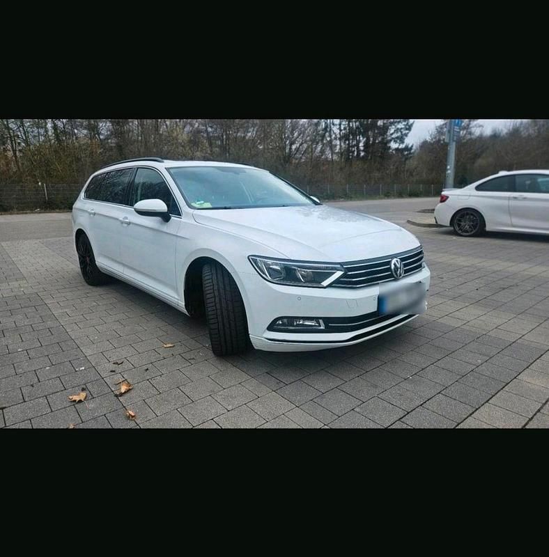 Gebraucht VW Passat 115 PS (84 kW) 2018 Weiß Kombi