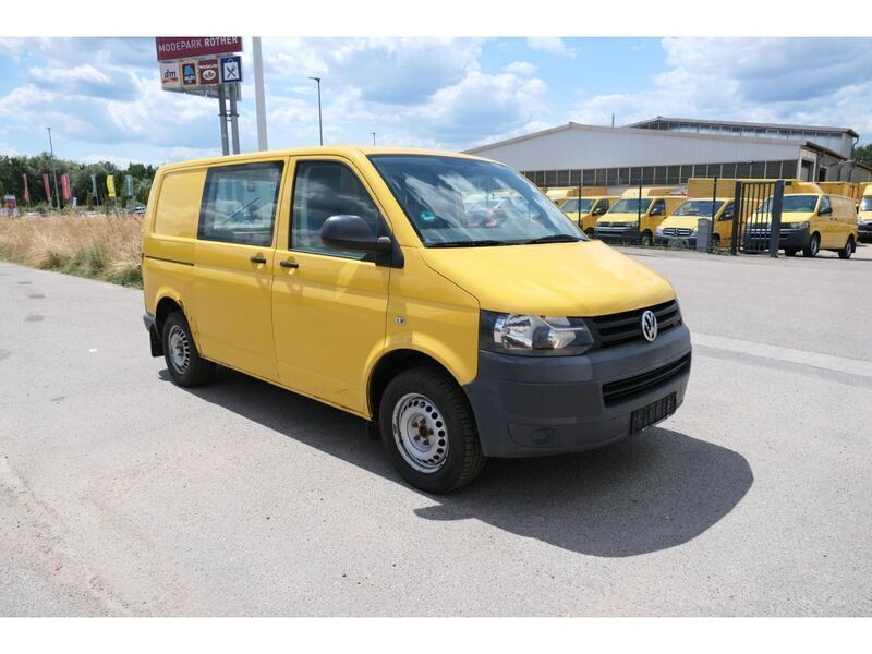 Gebraucht VW T5 84 PS (61 kW) 2011 Ginstergelb r1032 Van
