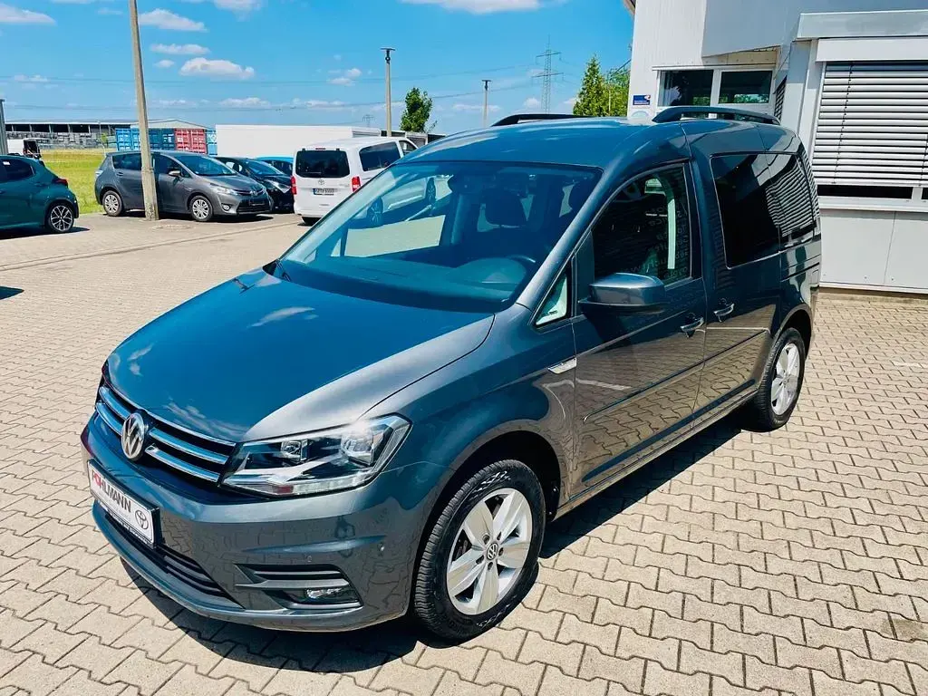 Gebraucht VW Caddy Comfortline 131 PS (96 kW) 2020 Grau Van / Kleinbus