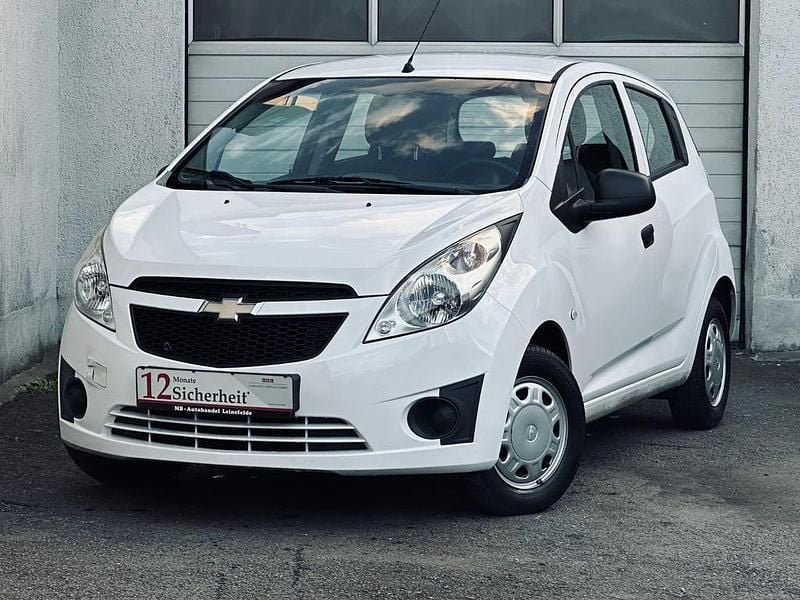 Gebraucht Chevrolet Spark 68 PS (50 kW) 2012 Weiß Kleinwagen