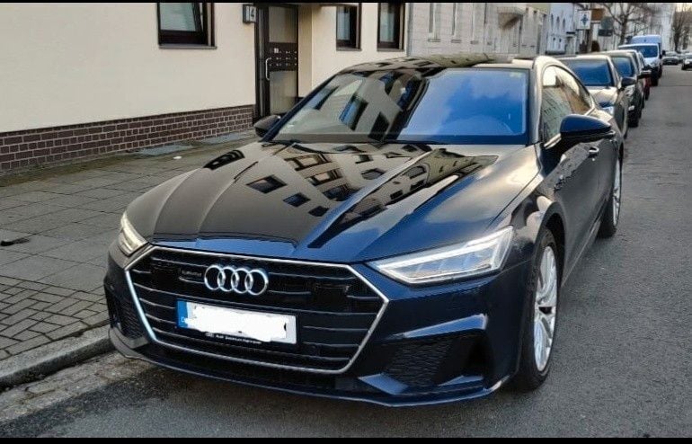 Blau Gebraucht 2018 Audi A7 S-Line Kleinwagen | 37.800 € (Superpreis) - Bild 1/4