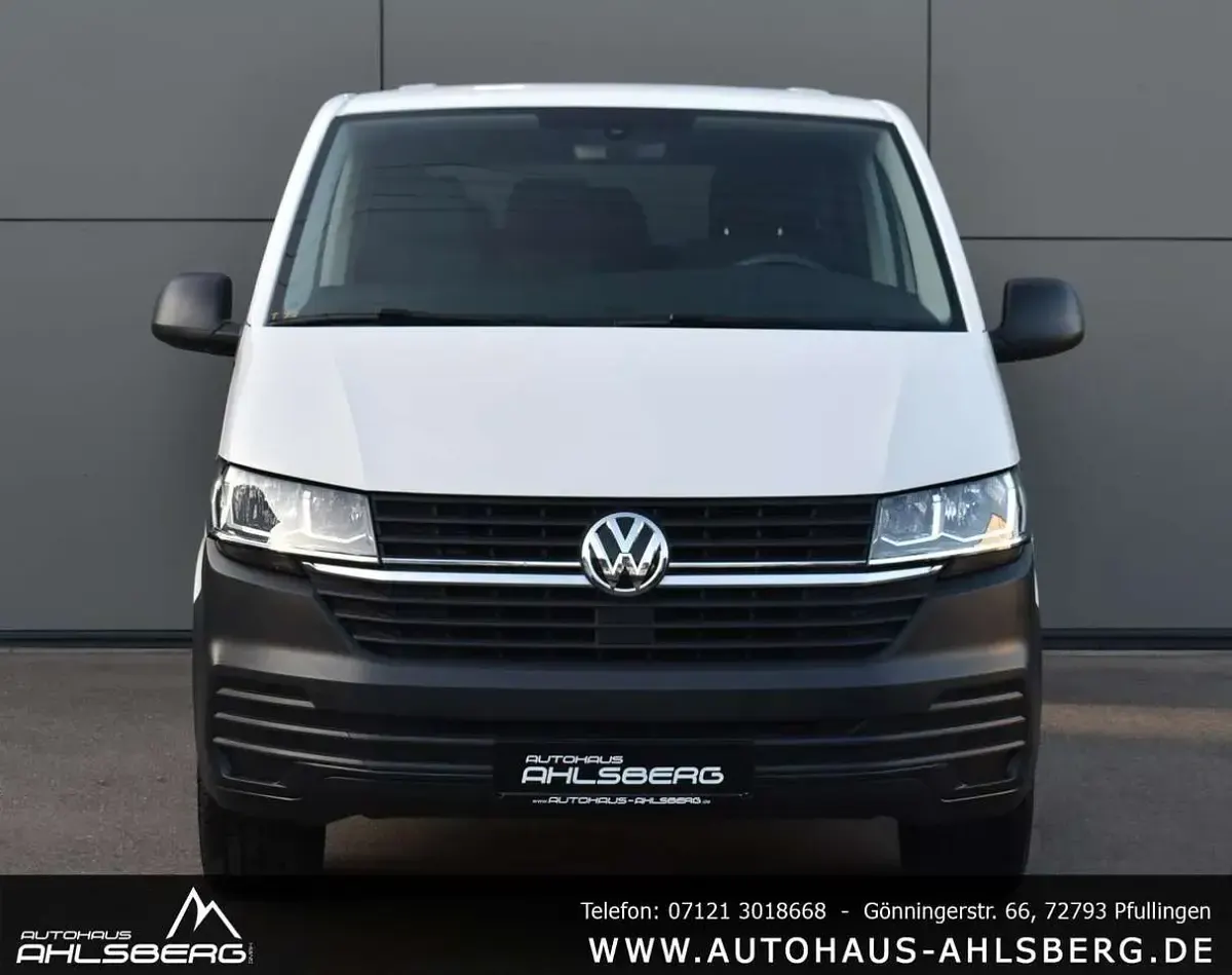Gebraucht VW Caravelle Edition 110 PS (80 kW) 2022 Candyweiß Van