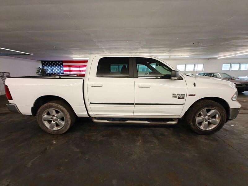 Gebraucht Dodge Ram 411 PS (302 kW) 2019 Weiß Pickup