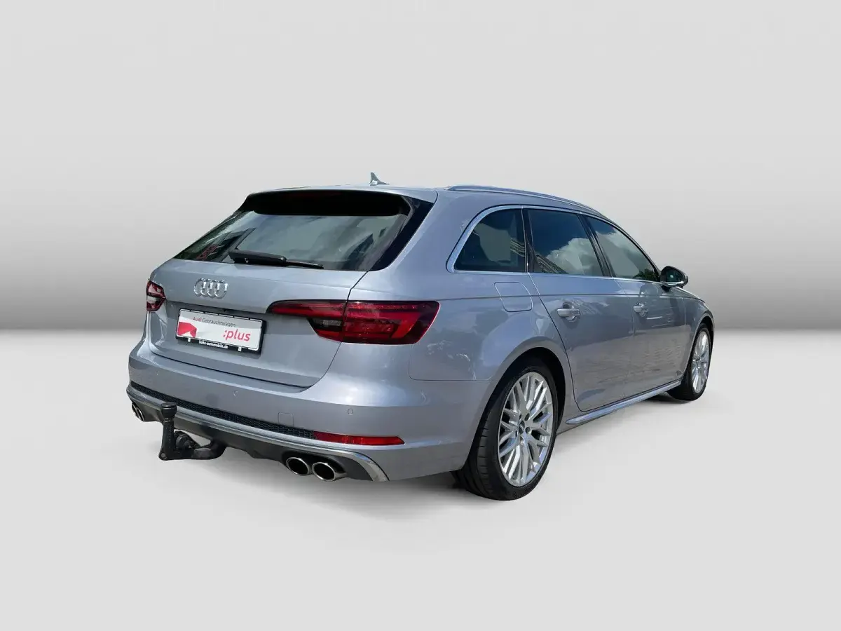 Gebraucht Audi S4 Design 354 PS (260 kW) 2018 Florettsilber metallic Kombi