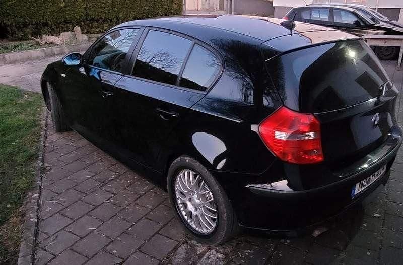 Gebraucht BMW 116 122 PS (89 kW) 2008 Schwarz Kleinwagen