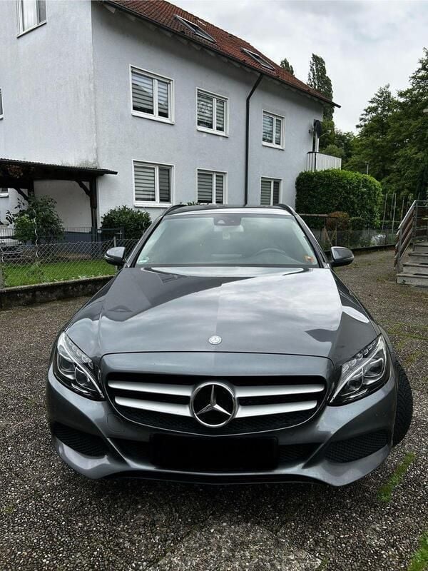 Silber Gebraucht 2017 Mercedes C200 Kombi | 15.500 € (Fairer Preis) - Bild 1/4