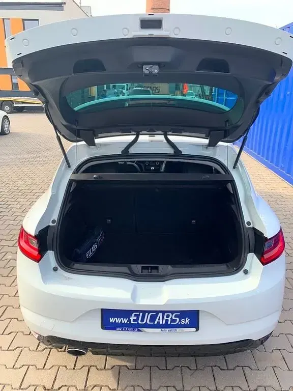 Gebraucht Renault Mégane Intens 110 PS (80 kW) 2017 Weiß Limousine