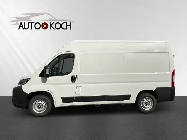 Neu Toyota Proace 140 PS (102 kW) 2025 Weiß Van / Kleinbus