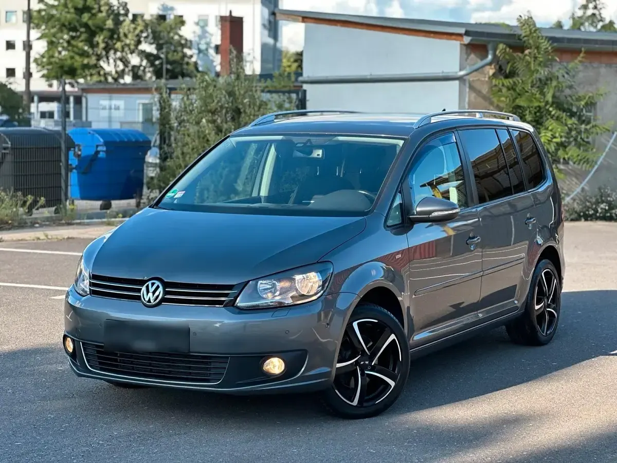 Gebraucht VW Touran 140 PS (102 kW) 2015 Van / Kleinbus