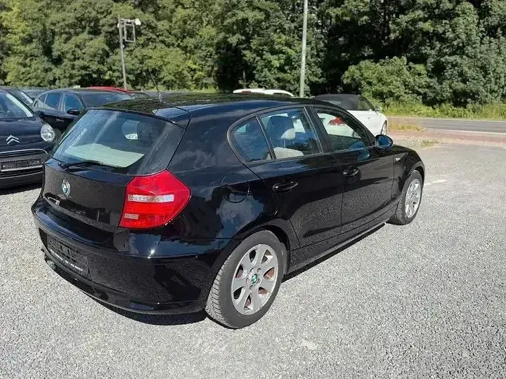 Gebraucht BMW 120 Advantage 177 PS (130 kW) 2008 Schwarz Kleinwagen