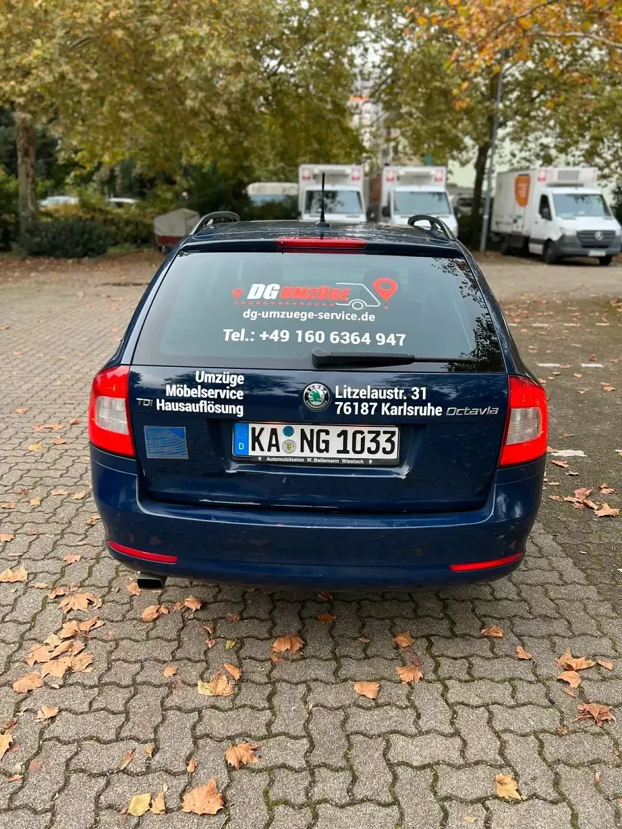 Gebraucht Skoda Octavia 140 PS (102 kW) 2012 Blau Kombi