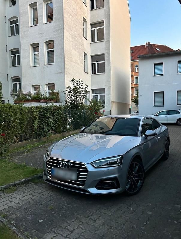 Silber Gebraucht 2017 Audi A5 S-Line Coupé | 21.000 € (Fairer Preis) - Bild 1/4