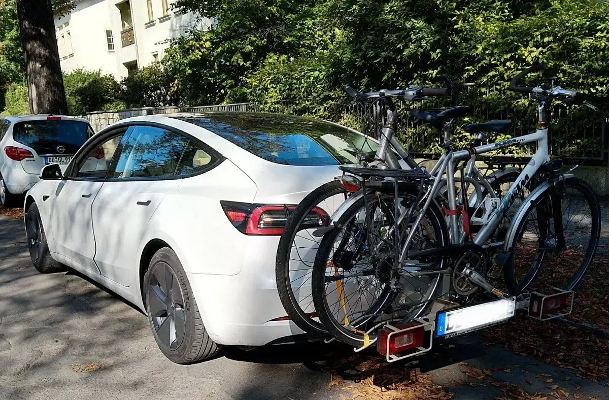 Usado Tesla Model 3 Standard Range Plus 242 kW (330 CV) 2021 Blanco Berlina