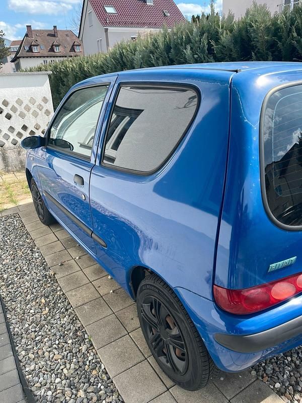 Gebraucht Fiat Seicento 54 PS (39 kW) 2001 Blau Kleinwagen