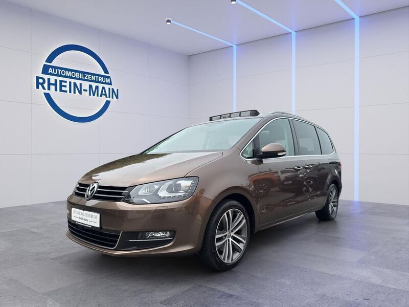 Braun Gebraucht 2012 VW Sharan Highline Van / Kleinbus | 14.500 € (Etwas zu teuer) - Bild 1/4