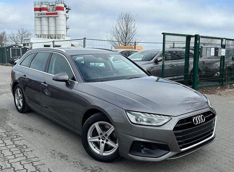 Gebraucht Audi A4 163 PS (119 kW) 2022 Beige Kombi