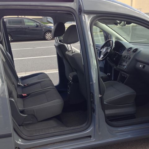 Gebraucht VW Caddy Maxi Trendline 139 PS (102 kW) 2011 Grau Van / Kleinbus