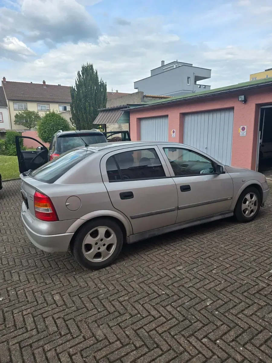 Usata Opel Astra 2001 Grigio Utilitaria