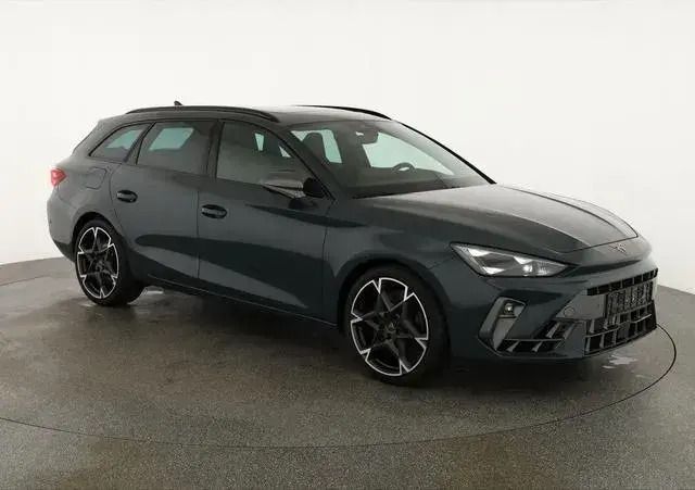 Fiord blau Gebraucht 2025 Cupra Leon VZ Kombi | 40.995 € (Superpreis) - Bild 1/2