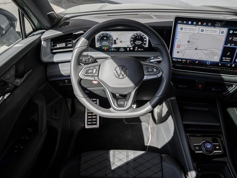 Gebraucht VW Tayron R-line 204 PS (150 kW) 2025 Grün SUV