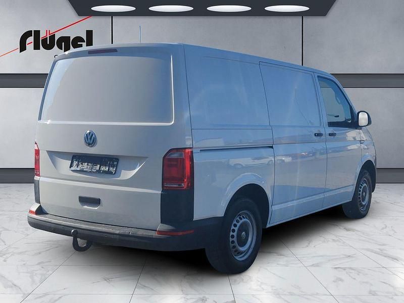 Gebraucht VW Transporter 102 PS (75 kW) 2018 Weiß Van