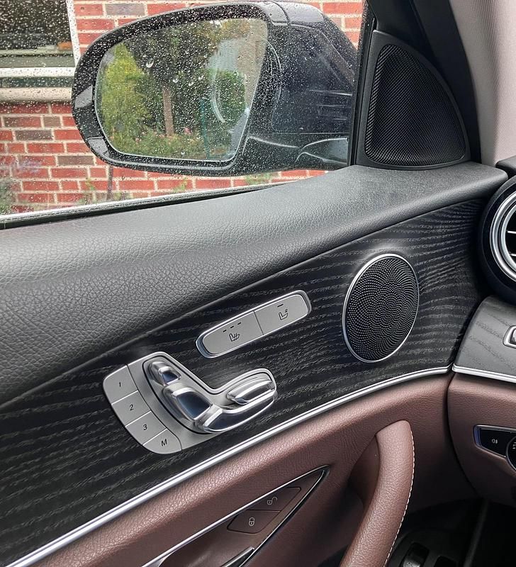 Gebraucht Mercedes E220 All-Terrain 194 PS (142 kW) 2018 Blau Kombi