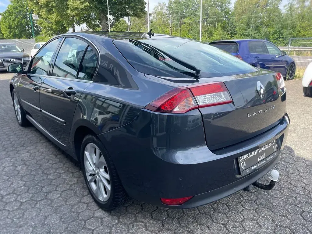 Gebraucht Renault Laguna III LIMITED 110 PS (80 kW) 2015 Grau Limousine
