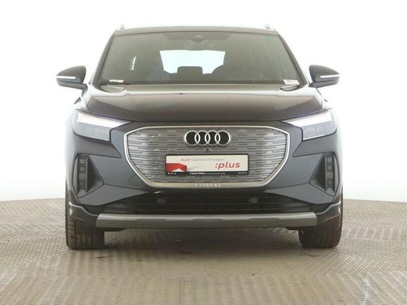 Gebraucht Audi Q4 e-tron Advanced 150 kW (204 PS) 2023 Mythosschwarz metallic SUV