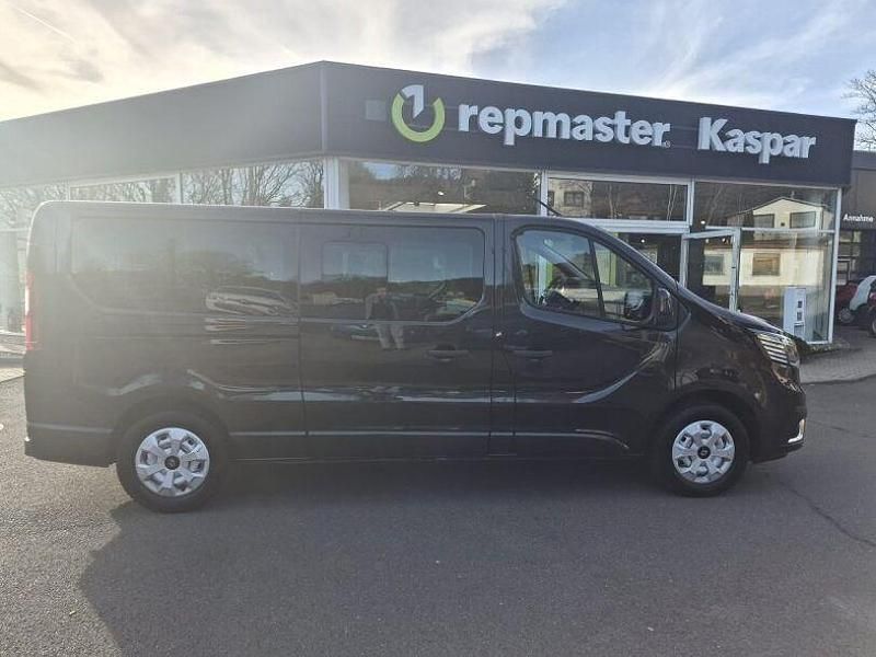 Gebraucht Renault Trafic 150 PS (110 kW) 2024 Schwarz Van / Kleinbus