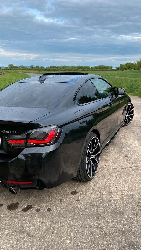 Schwarz Gebraucht 2016 BMW 440 M Sport Coupé | 33.500 € (Fairer Preis) - Bild 1/4