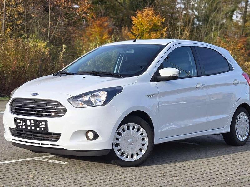 Gebraucht Ford Ka 71 PS (52 kW) 2018 Weiß Limousine
