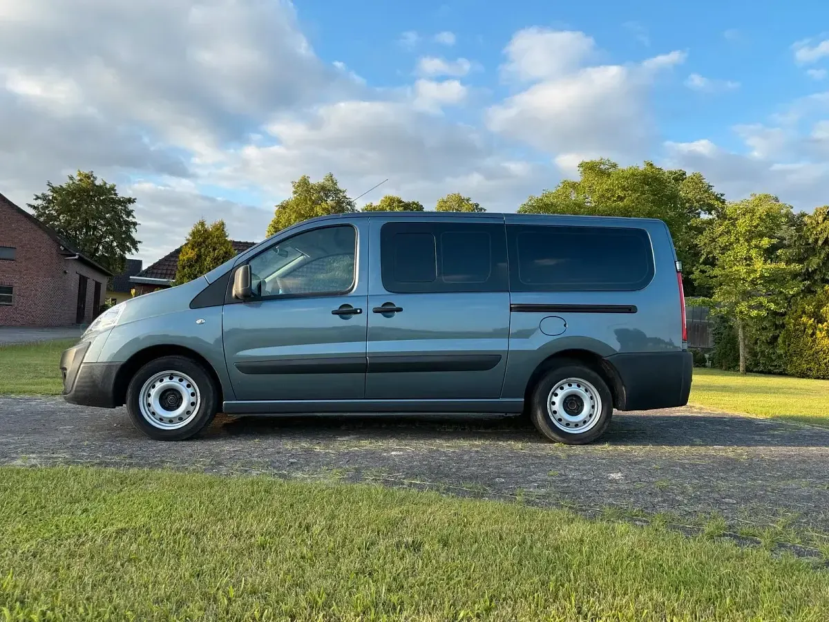 Gebraucht Citroën Jumpy 127 PS (93 kW) 2012 Grau Van / Kleinbus