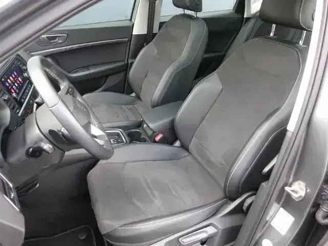 Gebraucht Seat Ateca Style 150 PS (110 kW) 2023 Grau SUV