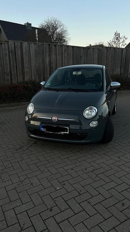 Grau Gebraucht 2010 Fiat 500 Kleinwagen | 4.500 € (Fairer Preis) - Bild 1/4