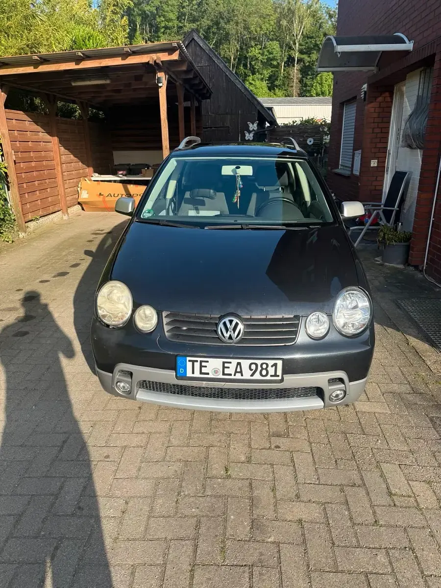 Gebraucht VW Polo Cross 75 PS (55 kW) 2004 Schwarz Kleinwagen