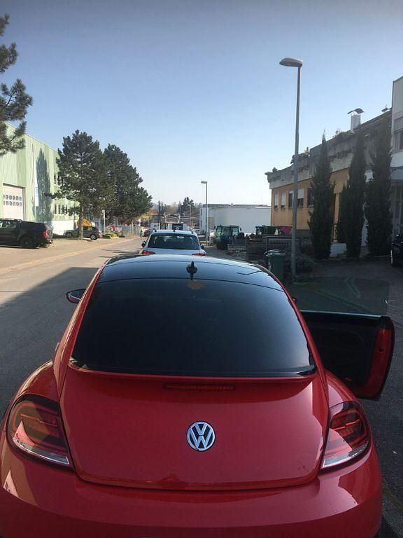 Gebraucht VW Beetle Exclusive 150 PS (110 kW) 2017 Rot Kleinwagen
