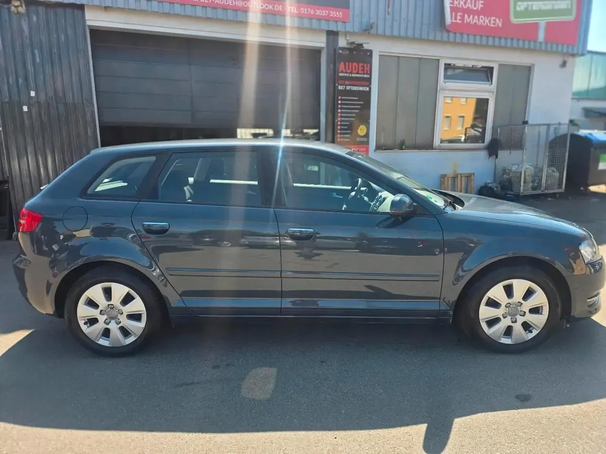 Gebraucht Audi A3 125 PS (91 kW) 2012 Andere farben Kleinwagen