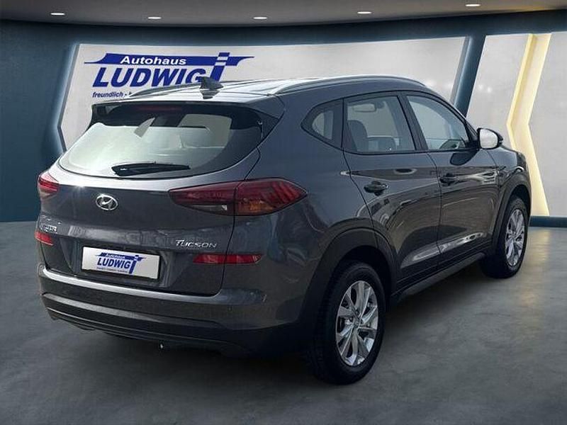 Gebraucht Hyundai Tucson Trend 177 PS (130 kW) 2019 Grau SUV