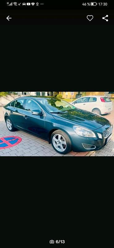 Grau Gebraucht 2012 Volvo S60 Limousine | 6.800 € - Bild 1/4