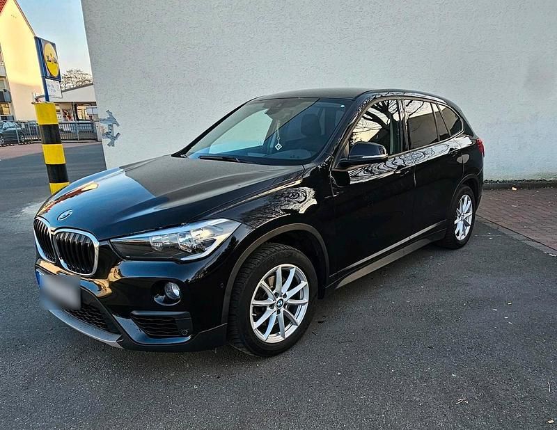 Gebraucht BMW X1 150 PS (110 kW) 2016 Schwarz SUV
