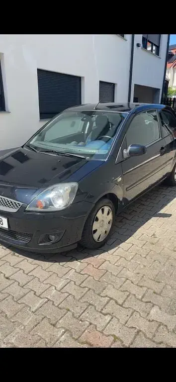 Gebraucht Ford Fiesta 69 PS (50 kW) 2008 Blau Kleinwagen