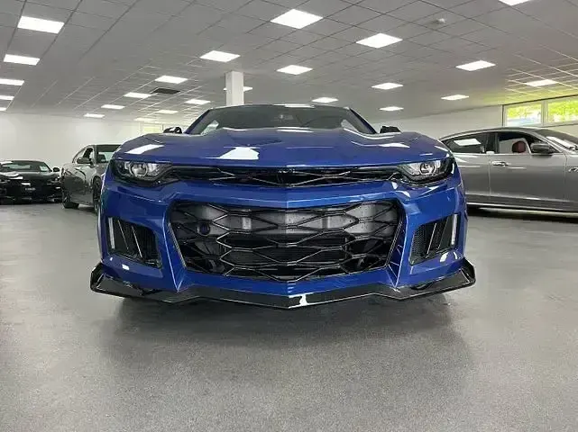 Gebraucht Chevrolet Camaro 340 PS (250 kW) 2024 Blau Coupé